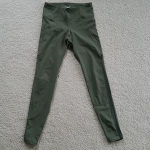 Old Navy Active Go-dry leggings